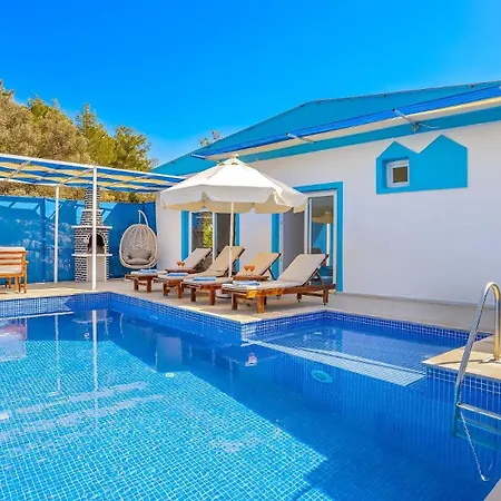Вилла Yesilkoy 2 Bedroom With Pool
