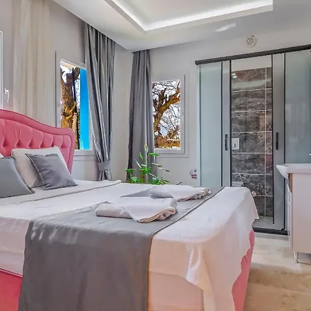 Вилла Yesilkoy 2 Bedroom With Pool *