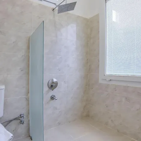 Yesilkoy 2 Bedroom With Pool * Калкан