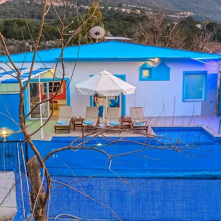 Yesilkoy 2 Bedroom With Pool Вилла
