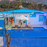 Yesilkoy 2 Bedroom With Pool 빌라