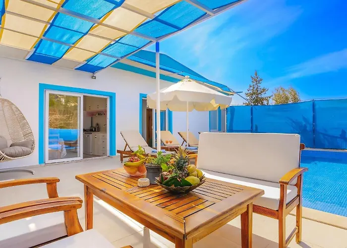 Yesilkoy 2 Bedroom With Pool *