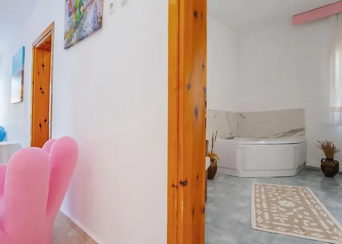 Villa Yesilkoy 2 Bedroom With Pool *