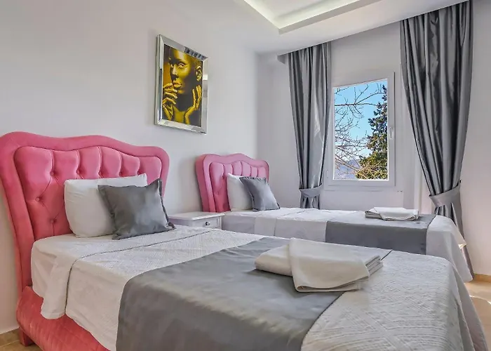 Yesilkoy 2 Bedroom With Pool Villa *