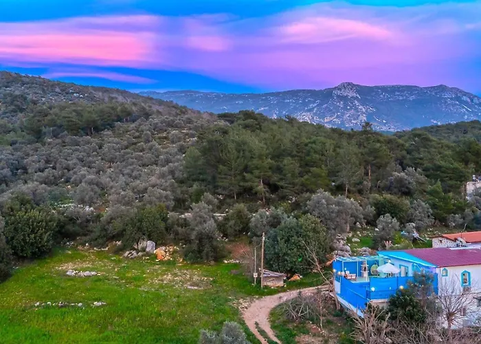 Yesilkoy 2 Bedroom With Pool Villa *