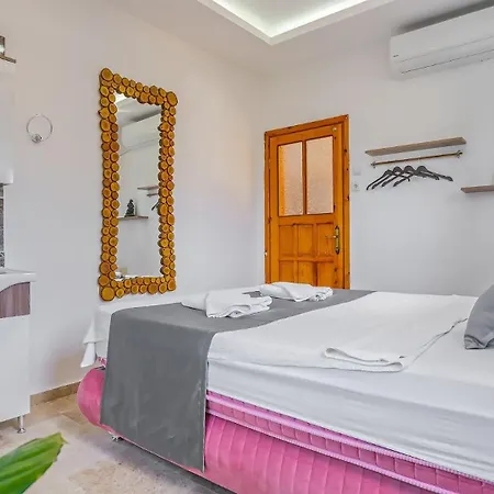 Villa Yesilkoy 2 Bedroom With Pool *